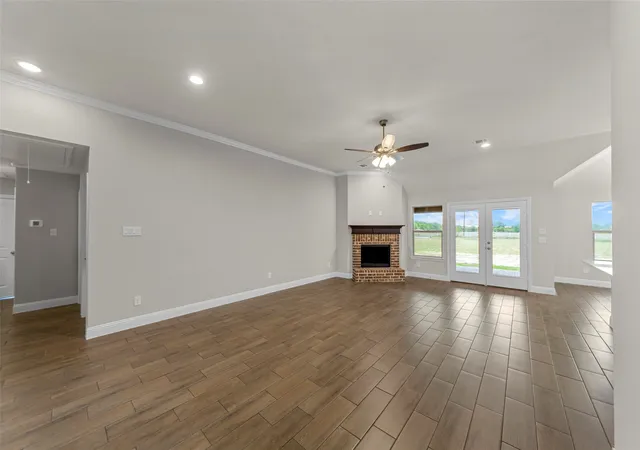 Photo 4 of Sale Pending at 18310 Chippewa Ct, Terrell, TX 75160 | MLS# 21244538 | Listing updated on 2026-09-09