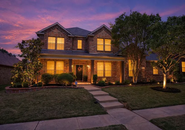 Photo 1 of Single family home for sale at 1421 Scarboro Hills Ln, Rockwall, TX 75087 | MLS# 21240644 | Listing updated on 2026-09-11