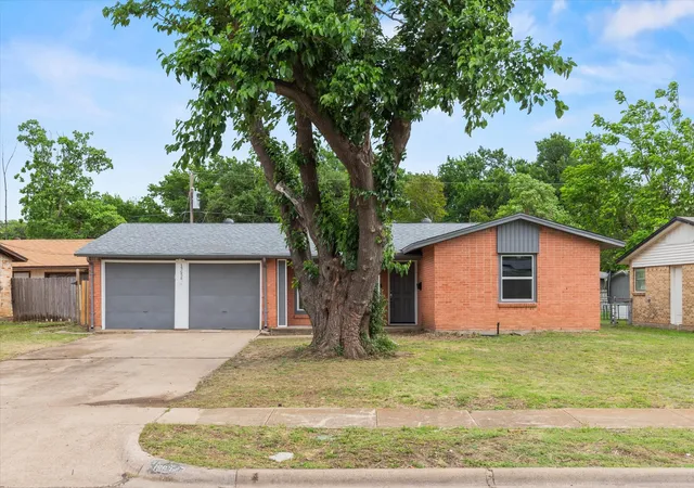 Photo 1 of Single family home for sale at 13634 Pyramid Dr, Dallas, TX 75234 | MLS# 21239971 | Listing updated on 2026-07-31