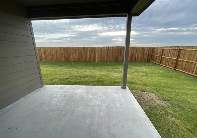 Photo 3 of Sale Pending at 507 Northern Red Dr, Nevada, TX 75173 | MLS# 21246569 | Listing updated on 2026-09-14