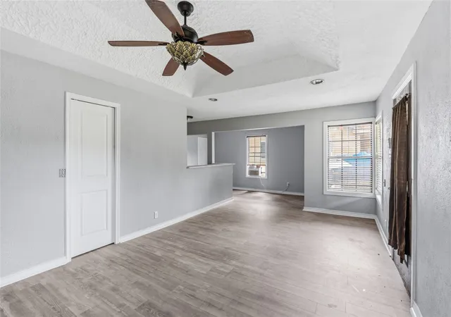 Photo 2 of Single family home for sale at 1212 Mclean Ave, Dallas, TX 75211 | MLS# 21218294 | Listing updated on 2026-09-14