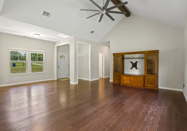 Photo 4 of Single family home for sale at 6775 Ann Dr, Murchison, TX 75778 | MLS# 21246978 | Listing updated on 2026-08-01