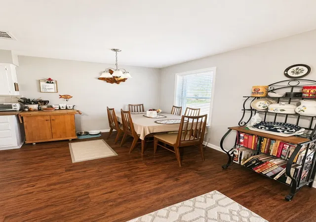 Photo 3 of Single family home for sale at 5230 Fm 2495, Athens, TX 75752 | MLS# 21247186 | Listing updated on 2026-09-11