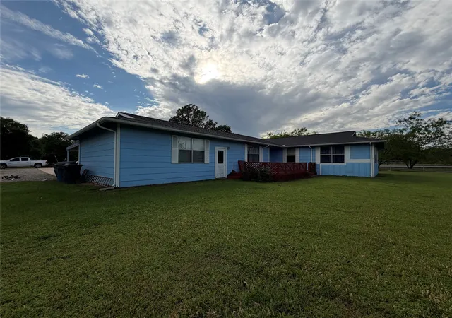 Photo 2 of Single family home for sale at 13104 Nile Dr, Dallas, TX 75253 | MLS# 21246895 | Listing updated on 2026-09-13