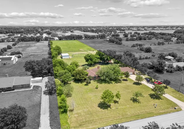 Photo 1 of Sale Pending at 1300 Rock Ridge Rd, Allen, TX 75002 | MLS# 21244794 | Listing updated on 2026-09-09
