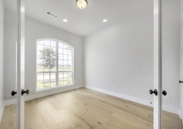 Photo 4 of Sale Pending at 799 Mandrake Rd, Haslet, TX 76052 | MLS# 21247540 | Listing updated on 2026-09-21