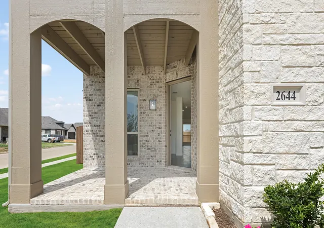 Photo 3 of Single family home for sale at 2644 Lila St, Burleson, TX 76028 | MLS# 21247563 | Listing updated on 2026-09-15