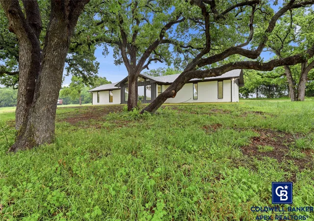 Photo 1 of Land for sale at 11458 St Hwy 171, Covington, TX 76636 | MLS# 21244948 | Listing updated on 2026-08-01