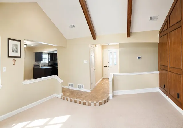 Photo 2 of Single family home for sale at 6206 Aires Dr, Arlington, TX 76001 | MLS# 21243251 | Listing updated on 2026-09-08