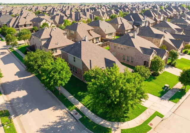Photo 3 of Sale Pending at 16005 Crosslake Ct, Prosper, TX 75078 | MLS# 21248082 | Listing updated on 2026-09-23