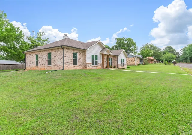 Photo 3 of Single family home for sale at 1024 Monte Carlo, Grand Saline, TX 75140 | MLS# 21248373 | Listing updated on 2026-09-10