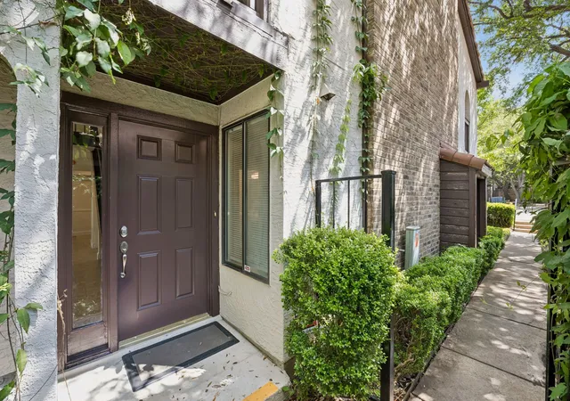 Photo 4 of Condo for sale at 18040 Midway Rd #218, Dallas, TX 75287 | MLS# 21246731 | Listing updated on 2026-09-19