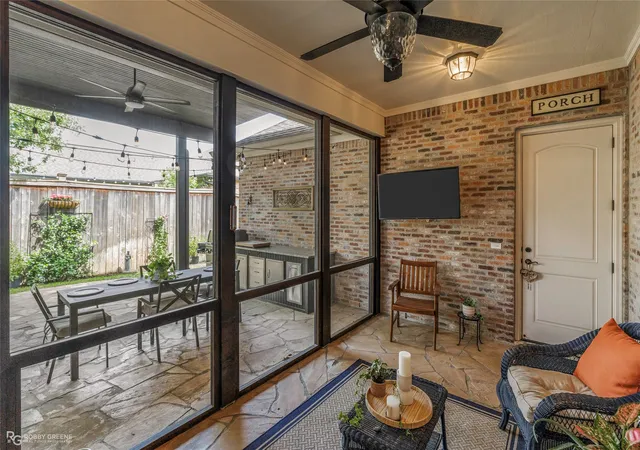 Photo 4 of Single family home for sale at 3025 Newberry Ln, Shreveport, LA 71106 | MLS# 21247452 | Listing updated on 2026-08-02
