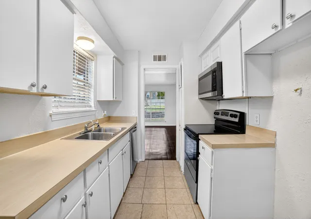 Photo 3 of Condo for sale at 5618 Marina Dr #32, Garland, TX 75043 | MLS# 21248676 | Listing updated on 2026-09-18