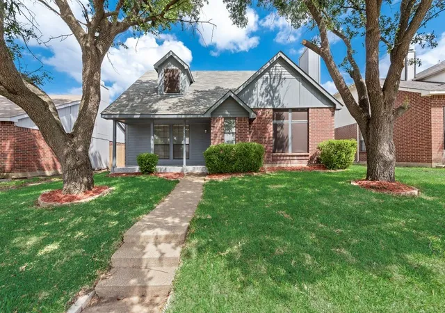 Photo 2 of Single family home for sale at 4028 O B Crowe Dr, Dallas, TX 75227 | MLS# 21231463 | Listing updated on 2026-09-14