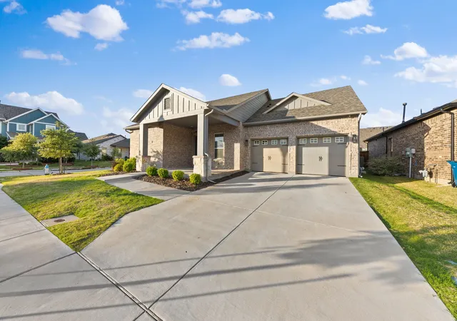 Photo 2 of Single family home for sale at 8808 Royal Star Rd, Rowlett, TX 75089 | MLS# 21246451 | Listing updated on 2026-10-03