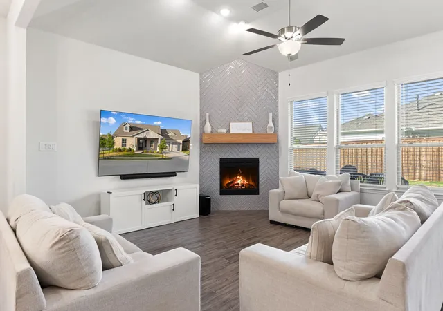 Photo 3 of Single family home for sale at 8808 Royal Star Rd, Rowlett, TX 75089 | MLS# 21246451 | Listing updated on 2026-10-03