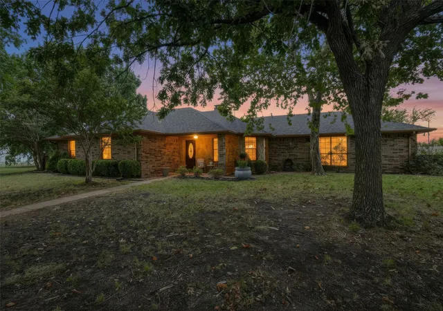 Photo 1 of Single family home for sale at 2982 Fm 2194, Farmersville, TX 75442 | MLS# 21246903 | Listing updated on 2026-09-09