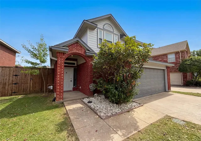 Photo 3 of Single family home for sale at 610 Saint Andrews Pl, Coppell, TX 75019 | MLS# 21249111 | Listing updated on 2026-09-10