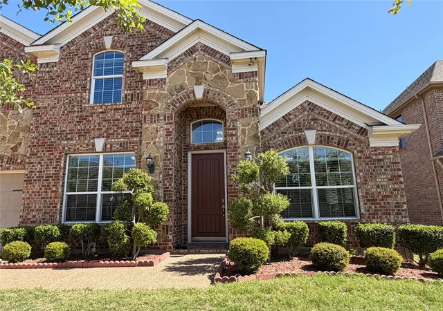 Photo 3 of Sale Pending at 6940 Seascape Dr, Grand Prairie, TX 75054 | MLS# 21248180 | Listing updated on 2026-07-29