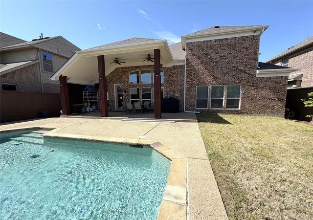 Photo 3 of Sale Pending at 6940 Seascape Dr, Grand Prairie, TX 75054 | MLS# 21248180 | Listing updated on 2026-07-29