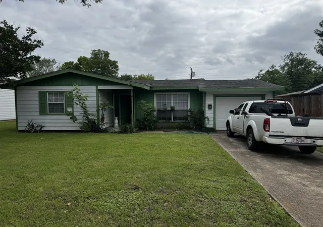 Photo 1 of Single family home for sale at 2618 Hearthstone Dr, Dallas, TX 75234 | MLS# 21249584 | Listing updated on 2026-09-12