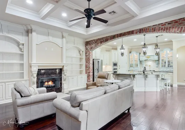 Photo 3 of Single family home for sale at 302 Bevly Lake Dr, Bossier City, LA 71111 | MLS# 21248887 | Listing updated on 2026-08-01