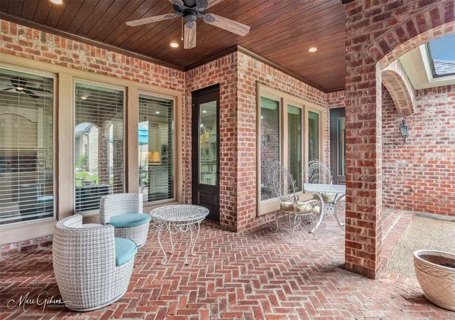 Photo 3 of Single family home for sale at 302 Bevly Lake Dr, Bossier City, LA 71111 | MLS# 21248887 | Listing updated on 2026-08-01