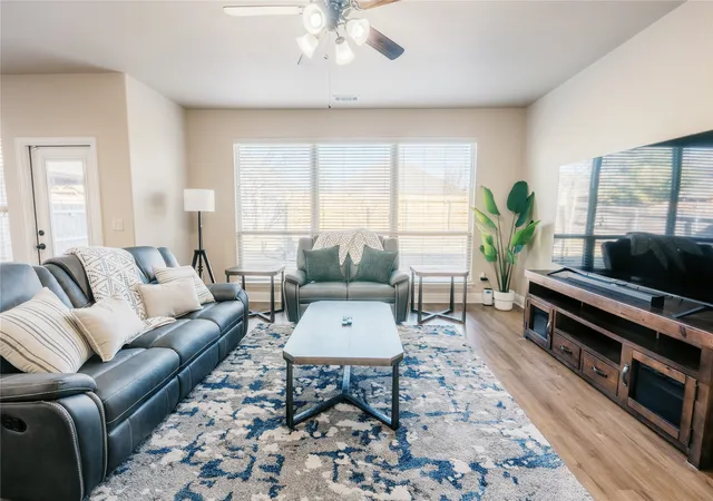 Photo 4 of Single family home for sale at 728 Chatsworth Dr, Anna, TX 75409 | MLS# 21242741 | Listing updated on 2026-09-06
