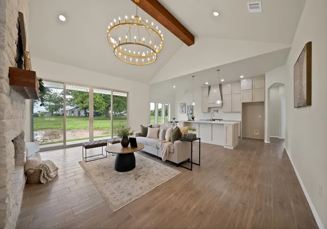 Photo 4 of Sale Pending at 501 Harris Rd, Azle, TX 76020 | MLS# 21250035 | Listing updated on 2026-07-31