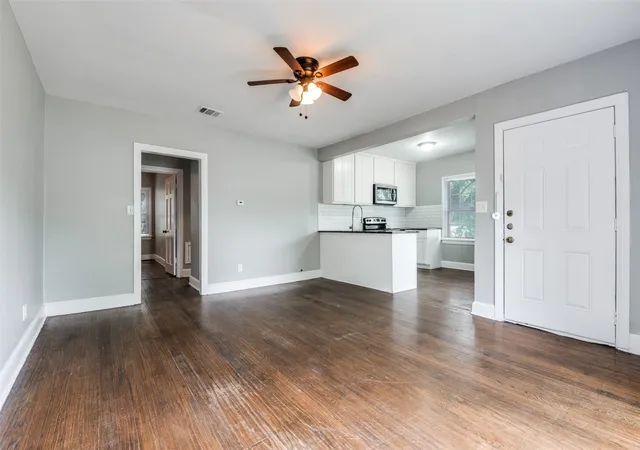 Photo 2 of Single family home for sale at 2307 Idaho Ave, Dallas, TX 75216 | MLS# 21238060 | Listing updated on 2026-09-10