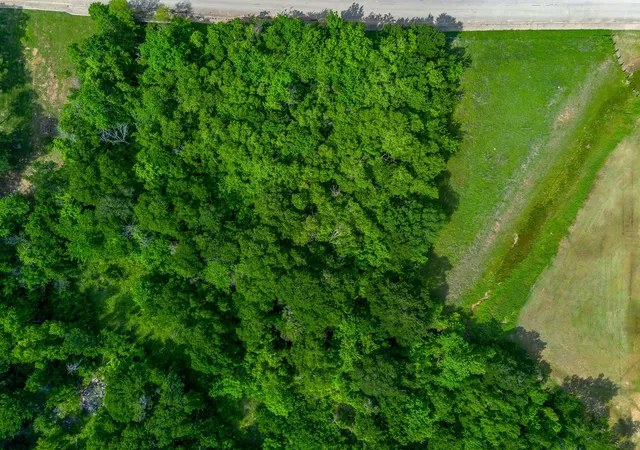 Photo 1 of Land for sale at 1193 S Brazos Ave, Cleburne, TX 76031 | MLS# 21250411 | Listing updated on 2026-09-09