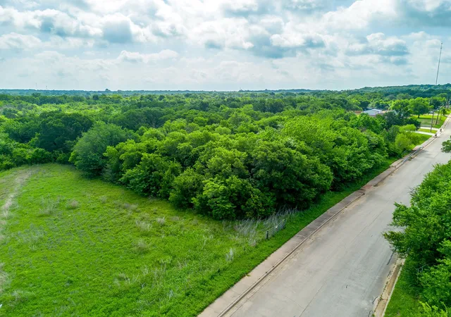 Photo 2 of Land for sale at 1193 S Brazos Ave, Cleburne, TX 76031 | MLS# 21250411 | Listing updated on 2026-09-09
