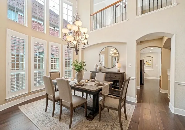 Photo 3 of Single family home for sale at 10172 Bowling Green Dr, Frisco, TX 75035 | MLS# 21245062 | Listing updated on 2026-09-13