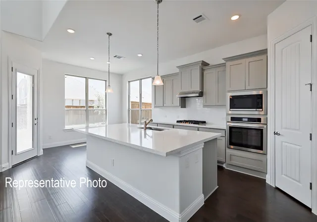 Photo 3 of Sale Pending at 4371 Michigan Ave, Midlothian, TX 76065 | MLS# 21250625 | Listing updated on 2026-07-31