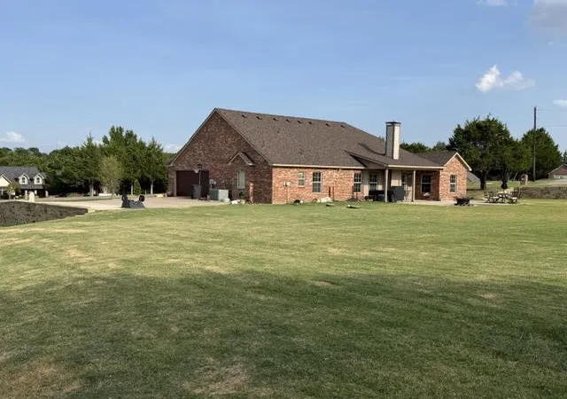 Photo 4 of Single family home for sale at 508 Lopez Dr, Sherman, TX 75090 | MLS# 21249741 | Listing updated on 2026-07-31
