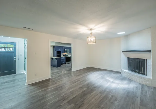 Photo 3 of Single family home for sale at 5708 Flamingo Ct, Rowlett, TX 75089 | MLS# 21250851 | Listing updated on 2026-07-31