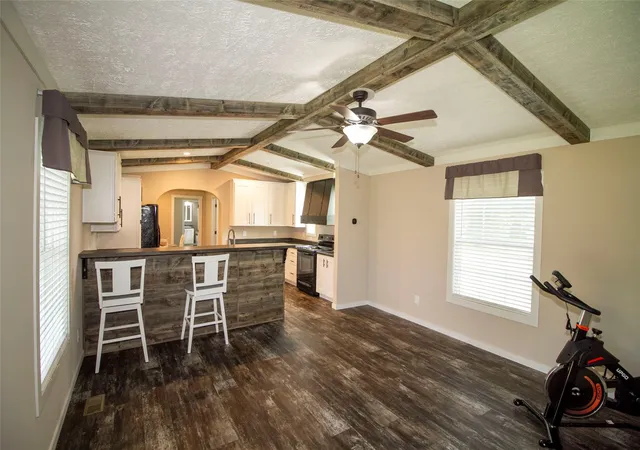Photo 2 of Sale Pending at 8809 Castle Dale Loop, Shreveport, LA 71107 | MLS# 21250894 | Listing updated on 2026-10-04