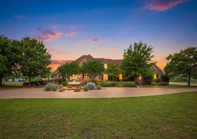 Photo 1 of Sale Pending at 5241 Plainview Rd, Midlothian, TX 76065 | MLS# 21246734 | Listing updated on 2026-09-09