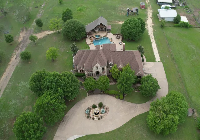 Photo 3 of Sale Pending at 5241 Plainview Rd, Midlothian, TX 76065 | MLS# 21246734 | Listing updated on 2026-09-09