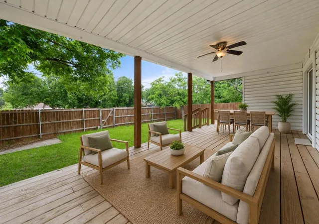 Photo 2 of Sale Pending at 1710 Western Park Dr, Dallas, TX 75211 | MLS# 21250892 | Listing updated on 2026-09-30