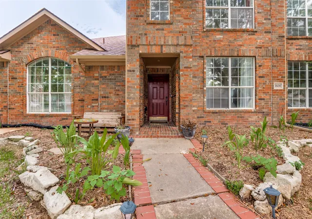 Photo 3 of Sale Pending at 3608 Cottonwood Springs Dr, The Colony, TX 75056 | MLS# 21250478 | Listing updated on 2026-09-10