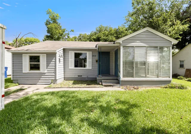 Photo 2 of Single family home for sale at 1513 Davis Blvd, Garland, TX 75042 | MLS# 21251258 | Listing updated on 2026-07-31