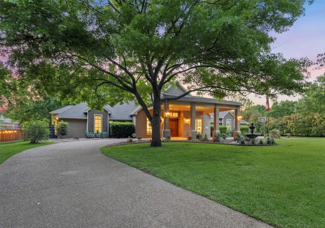 Photo 2 of Sale Pending at 8663 Elm Ct, Frisco, TX 75033 | MLS# 21251075 | Listing updated on 2026-09-08