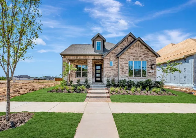 Photo 1 of Single family home for sale at 2120 Spotted Fawn Dr, Arlington, TX 76005 | MLS# 21252214 | Listing updated on 2026-10-04