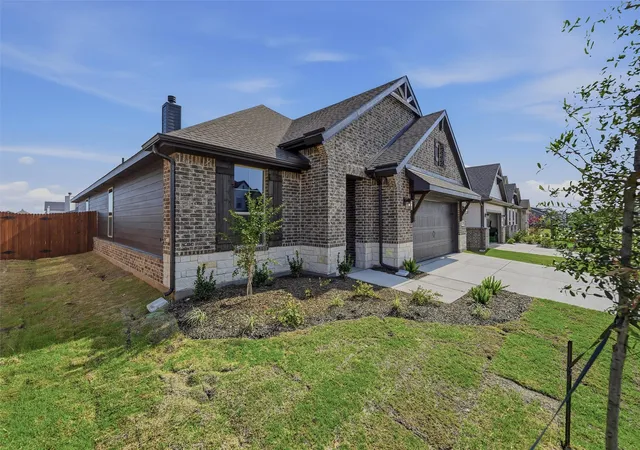 Photo 3 of Single family home for sale at 1229 Colca Dr, Springtown, TX 76082 | MLS# 21252354 | Listing updated on 2026-09-09