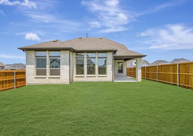 Photo 2 of Single family home for sale at 4229 Fox Trotter Dr, Aubrey, TX 76227 | MLS# 21252367 | Listing updated on 2026-09-10