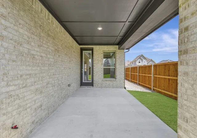 Photo 3 of Single family home for sale at 4229 Fox Trotter Dr, Aubrey, TX 76227 | MLS# 21252367 | Listing updated on 2026-09-10