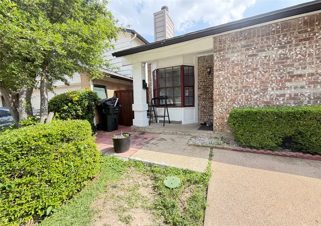Photo 3 of Single family home for sale at 2906 Nova Dr, Garland, TX 75044 | MLS# 21252425 | Listing updated on 2026-09-15