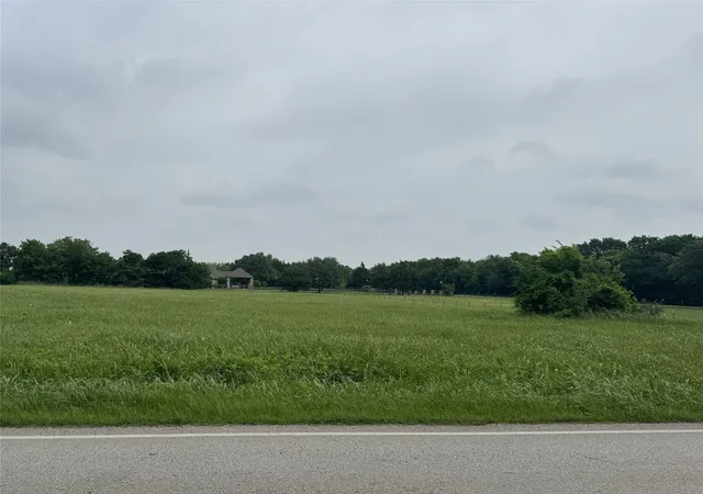 Photo 3 of Land for sale at 2509 Grace Ln, Lancaster, TX 75146 | MLS# 21250607 | Listing updated on 2026-09-10